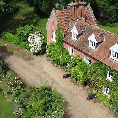 Carrick'S At Castle Farm Hotel Swanton Morley Екстериор снимка