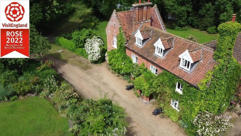 Carrick'S At Castle Farm Hotel Swanton Morley Екстериор снимка