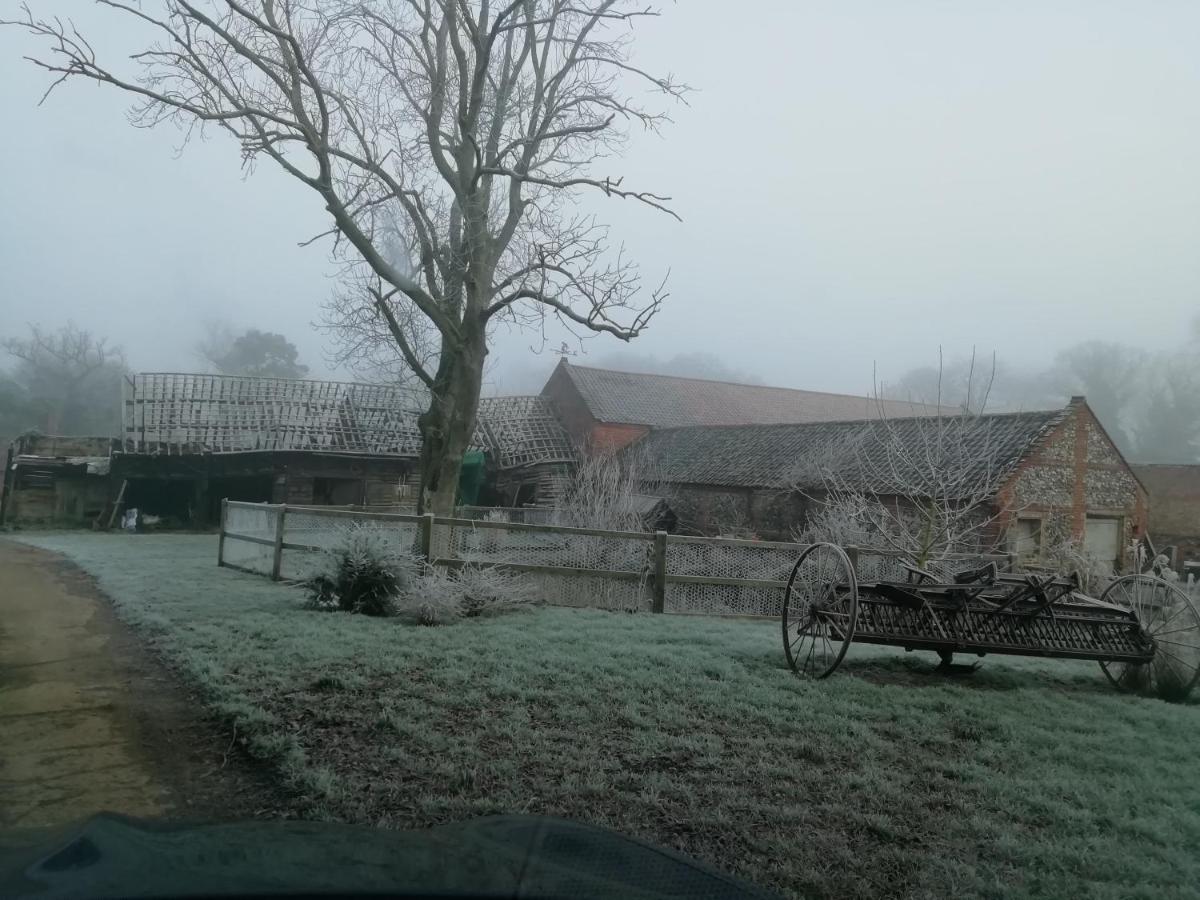 Carrick'S At Castle Farm Hotel Swanton Morley Екстериор снимка