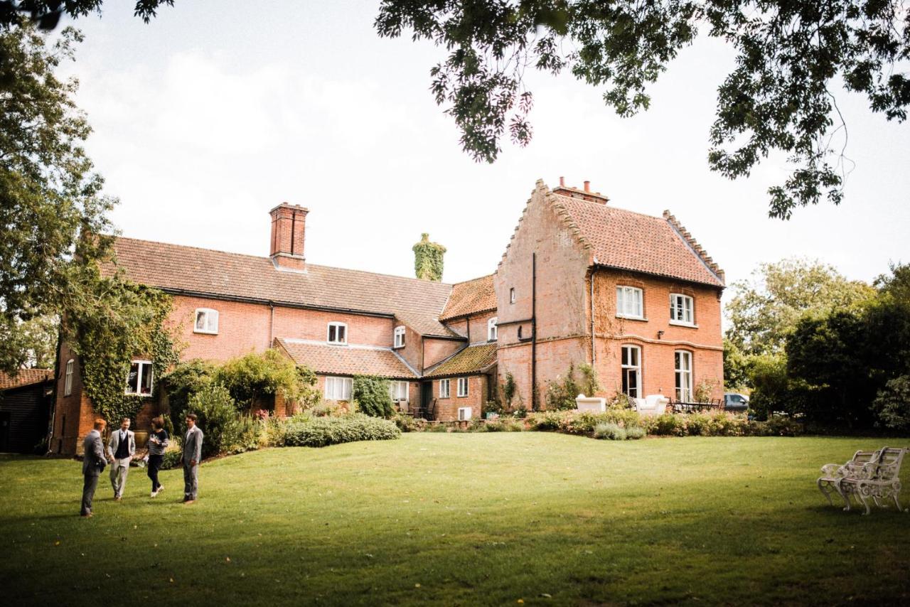 Carrick'S At Castle Farm Hotel Swanton Morley Екстериор снимка